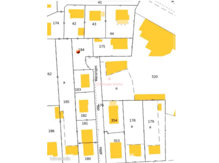 Terrain de 437m²