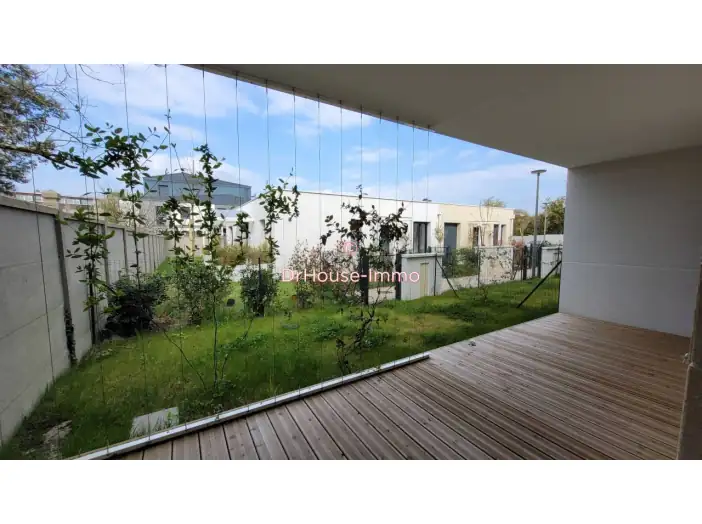 Appartement 4 pièces de 89 m² - Talence (33400)