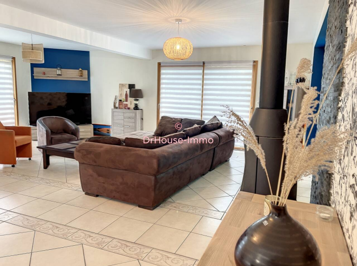Maison de 280m² - 8 pièces