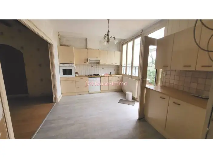 Maison 7 pièces de 145 m² - La Poitevinière (49510)