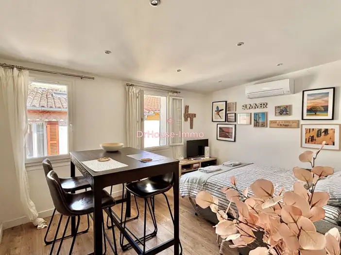 Image des la section Servies