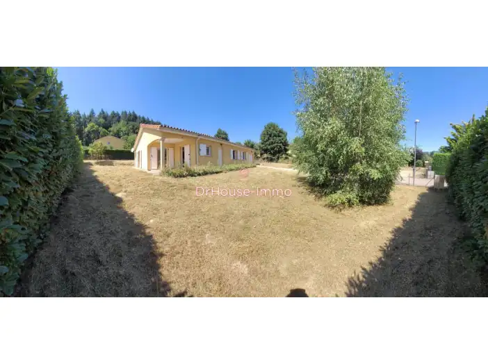 Maison 5 pièces de 110 m² - Saint-Jean-la-Bussière (69550)