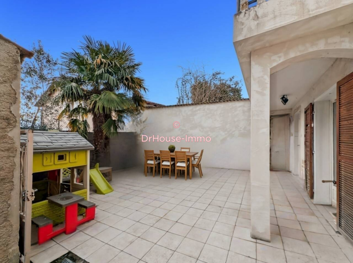 Maison de 200m² - 5 pièces