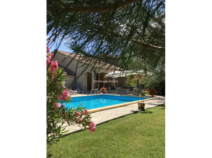 Maison 5 pièces de 112 m² - Saint-Gauzens (81390)