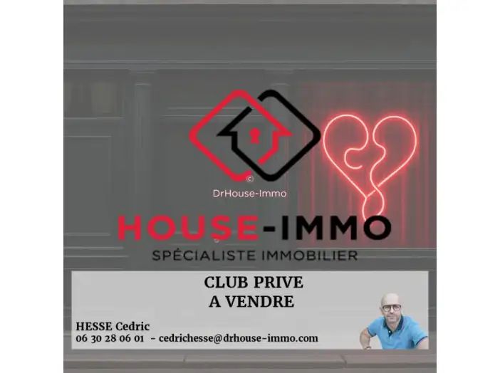 Commerce 15 pièces de 360 m² - Carquefou (44470)