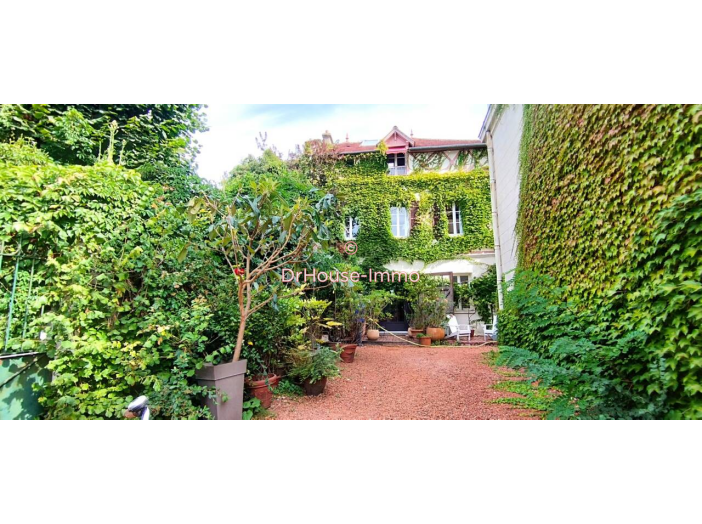 Hôtel particulier de 184m² - 5 pièces