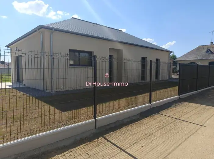 Maison 4 pièces de 94 m² - Romagne (35133)