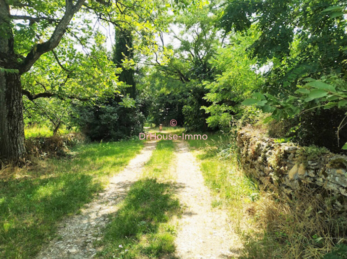 Maison de 245m² - 7 pièces