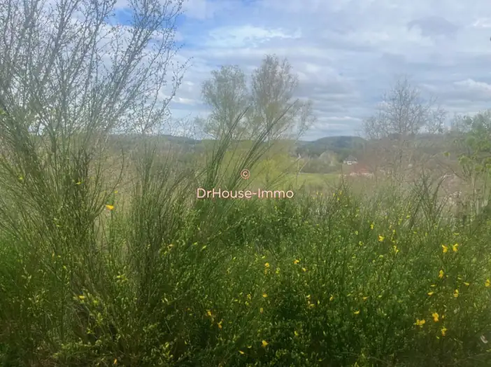 Terrain de 3 349 m² - Moux-en-Morvan (58230)