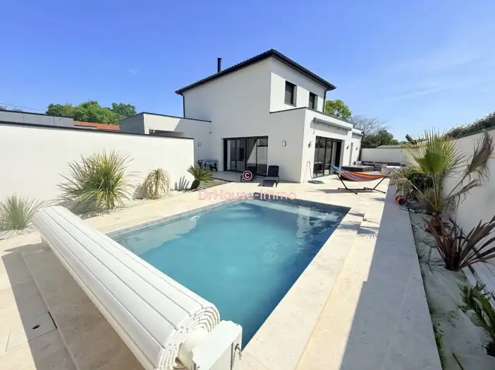 Maison 5 pièces de 148 m² - Mérignac (33700)