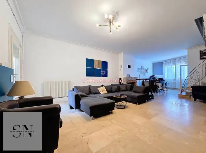 Maison 5 pièces de 157 m² - Villeneuve-sur-Lot (47300)