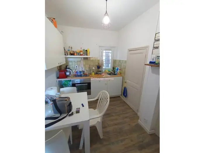 Appartement 2 pièces de 28 m² - Toulon (83200)