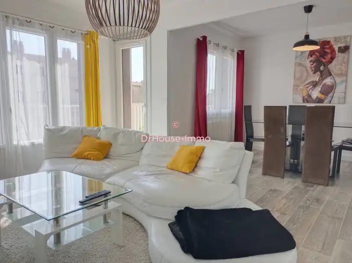 Appartement 4 pièces de 62 m² - Toulon (83200)