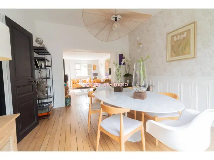 Image des la section Servies