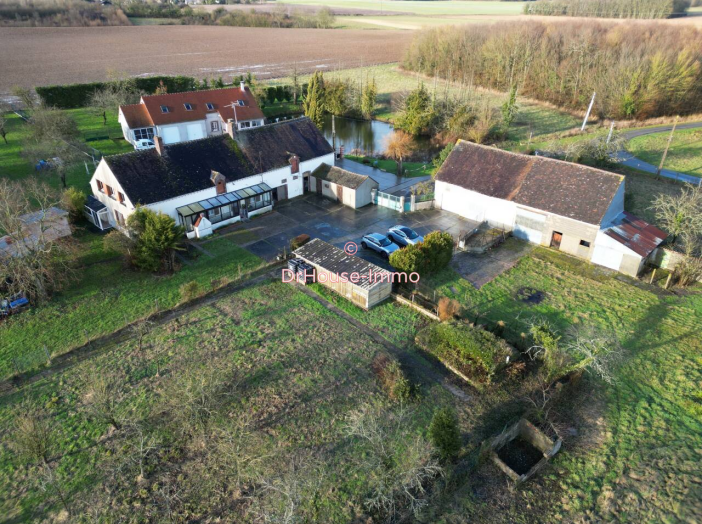 Corps de ferme de 181m² - 9 pièces