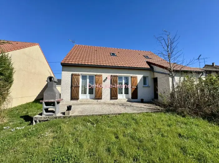 Maison 6 pièces de 105 m² - Corquilleroy (45120)
