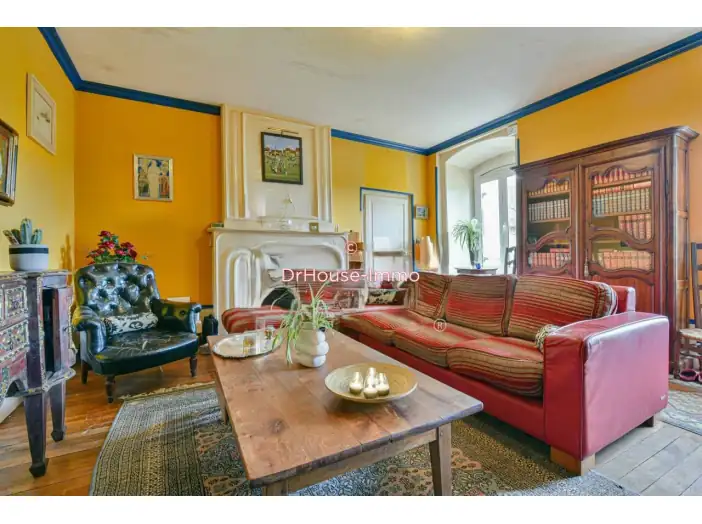 Maison 7 pièces de 217 m² - Saint-Germain-les-Belles (87380)