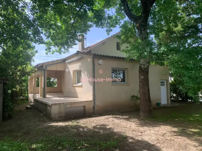 Maison 6 pièces de 120 m² - Bergerac (24100)