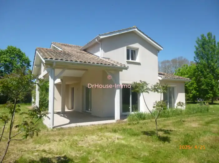 Maison 6 pièces de 160 m² - Marmande (47200)