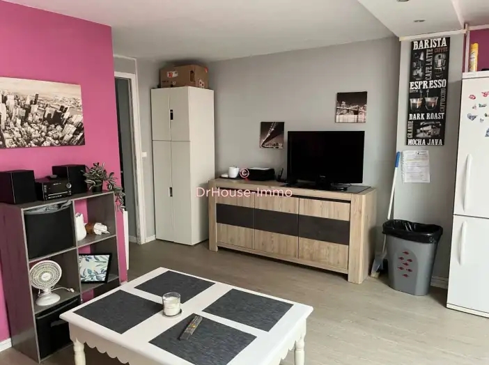 Immeuble 7 pièces de 105 m² - Ronchin (59790)
