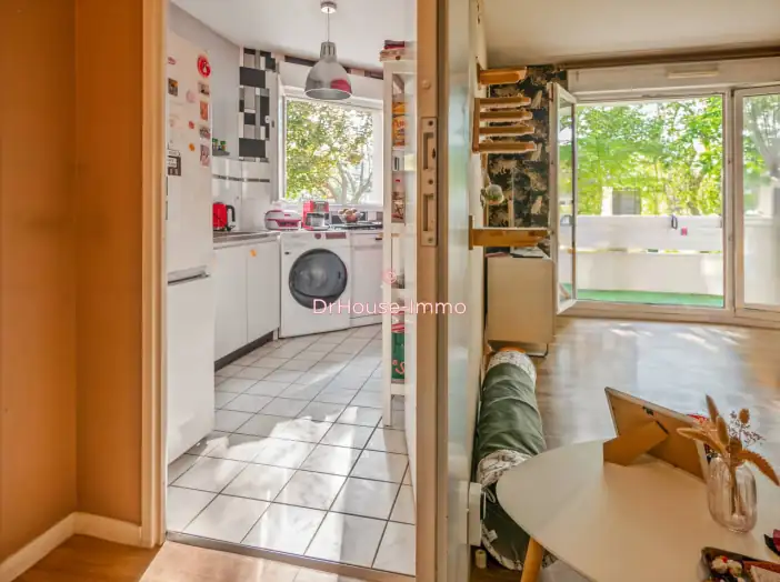 Appartement 2 pièces de 52 m² - Caen (14000)