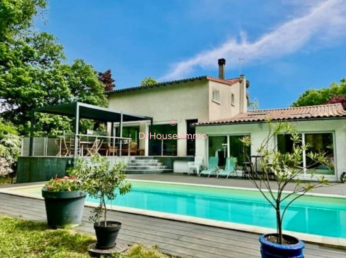 Maison de 198m² - 7 pièces