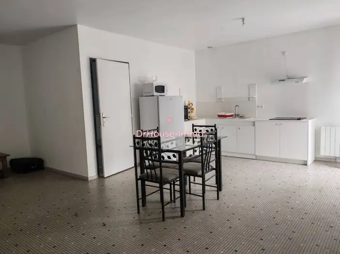 Maison 6 pièces de 137 m² - Champagné-les-Marais (85450)