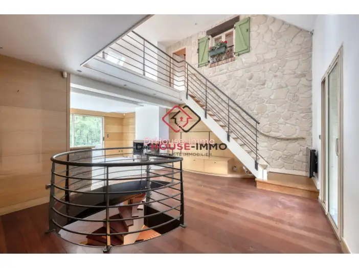 Maison 6 pièces de 124 m² - Vaujours (93410)