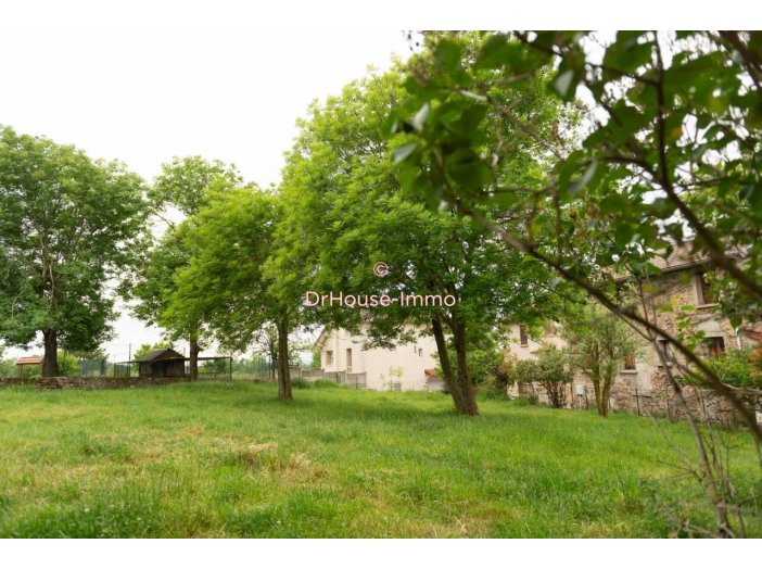 Terrain de 769m²