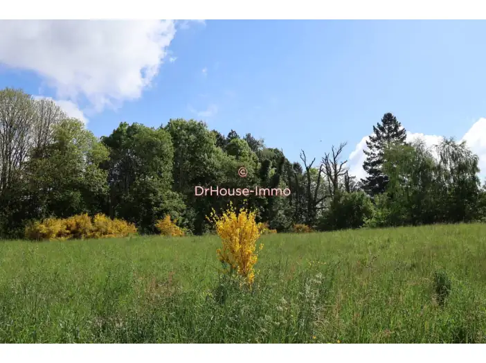 Terrain de 1 077 m² - Saint-Yrieix-la-Perche (87500)