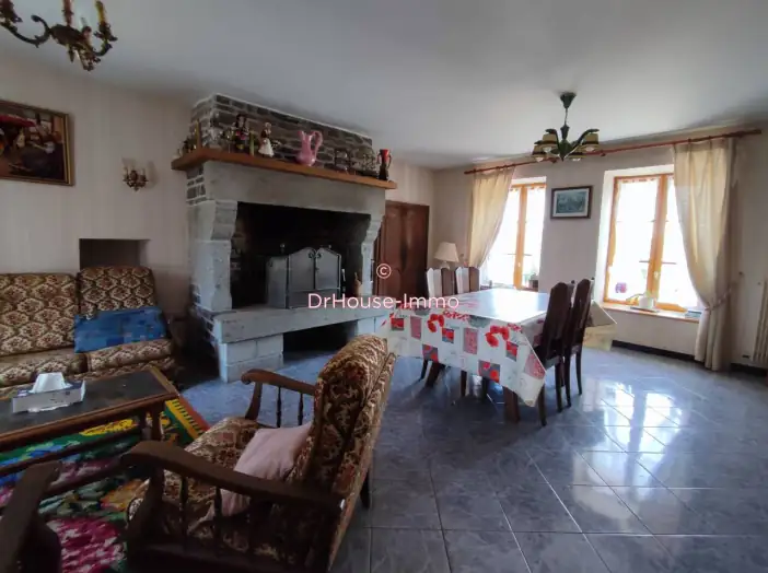 Maison 6 pièces de 97 m² - Vire Normandie (14500)