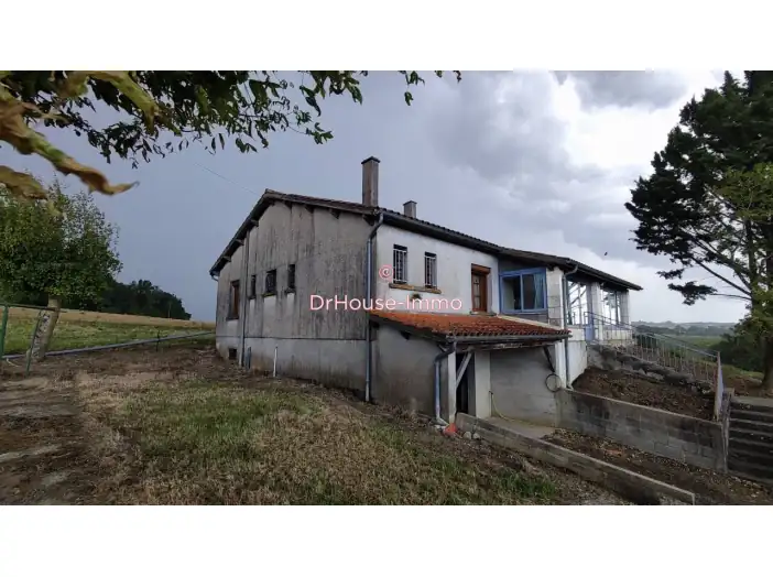 Maison 5 pièces de 104 m² - Saint-Avit (47350)