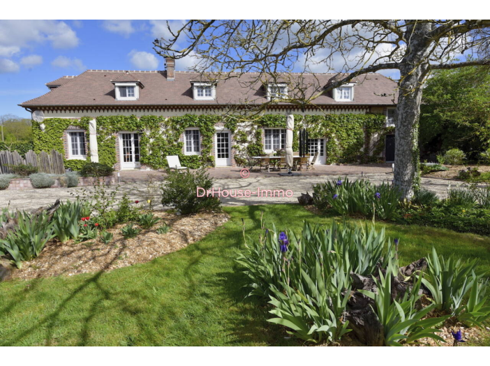 Maison de 309m² - 8 pièces