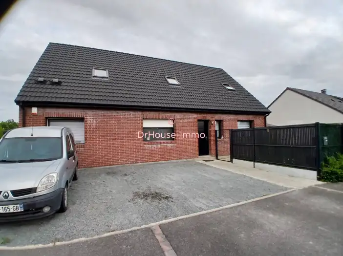 Maison 6 pièces de 163 m² - Neuf-Berquin (59940)