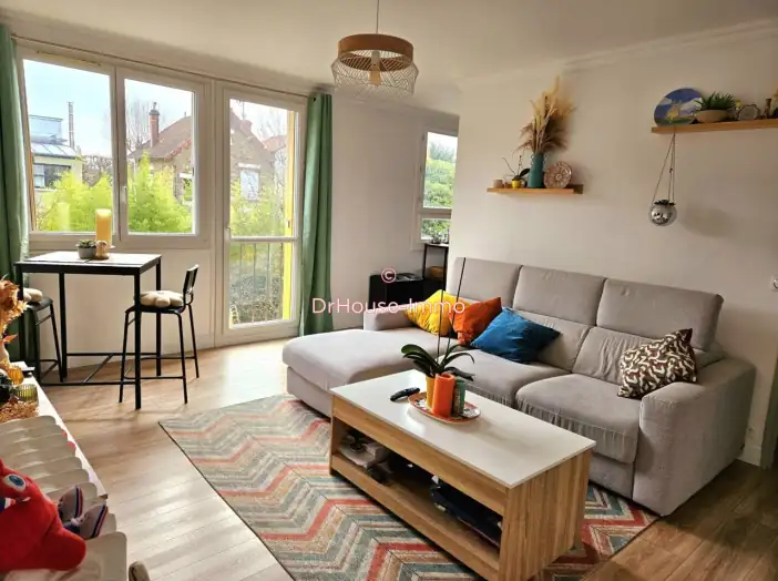 Appartement 3 pièces de 56 m² - Saint-Maur-des-Fossés (94100)