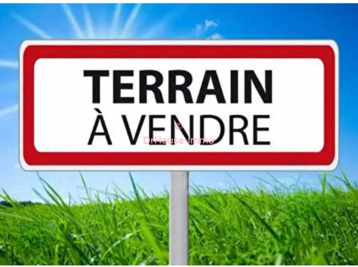 Terrain de 745m²