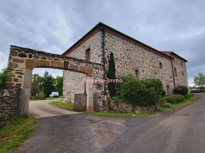 Maison de 343m² - 16 pièces