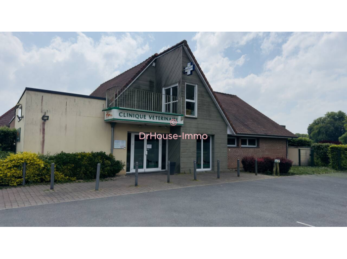 Immeuble commercial de 313m²