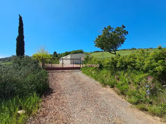 Entrepôt 2 pièces de 241 m² - Rouffiac-d'Aude (11250)