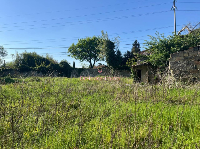 Terrain de 640m²