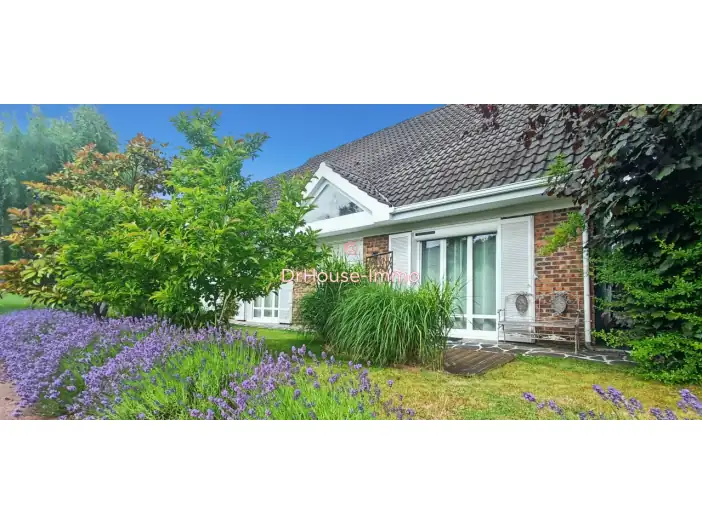 Maison 7 pièces de 190 m² - Plaisir (78370)