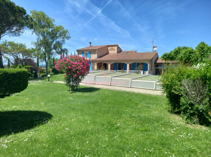 Maison de 140m² - 6 pièces