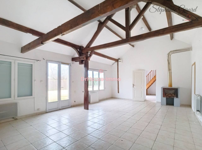 Maison 4 pièces de 92 m² - Neuville-aux-Bois (45170)