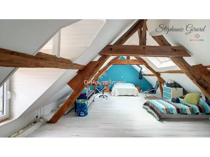 Maison 5 pièces de 140 m² - Chilleurs-aux-Bois (45170)