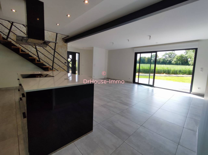 Maison de 177m² - 6 pièces
