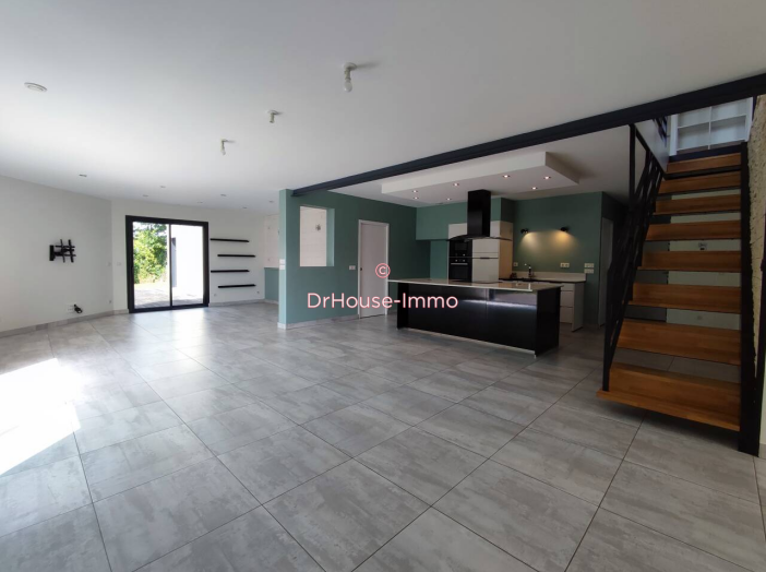 Maison de 177m² - 6 pièces