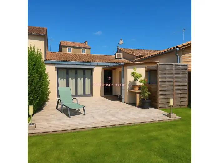Maison 4 pièces de 125 m² - Bergerac (24100)