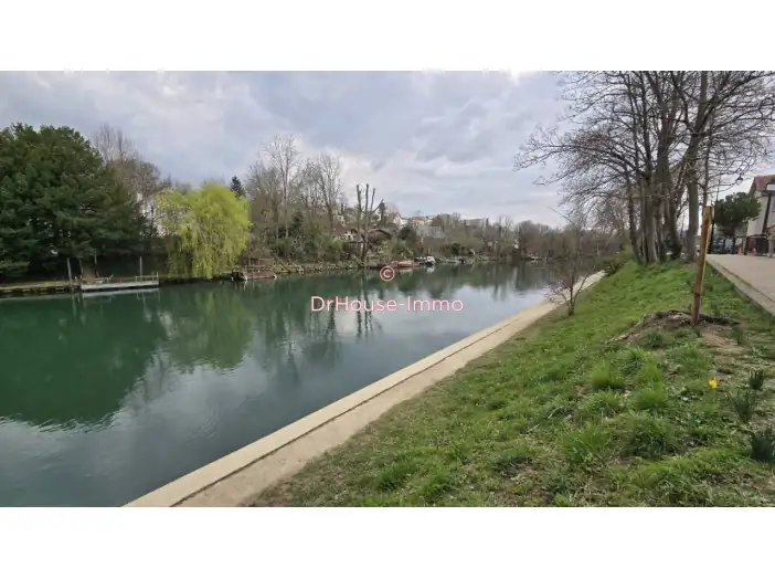 Image des la section Servies