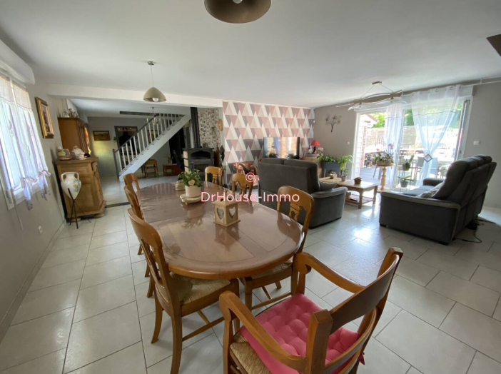 Maison de 177m² - 9 pièces