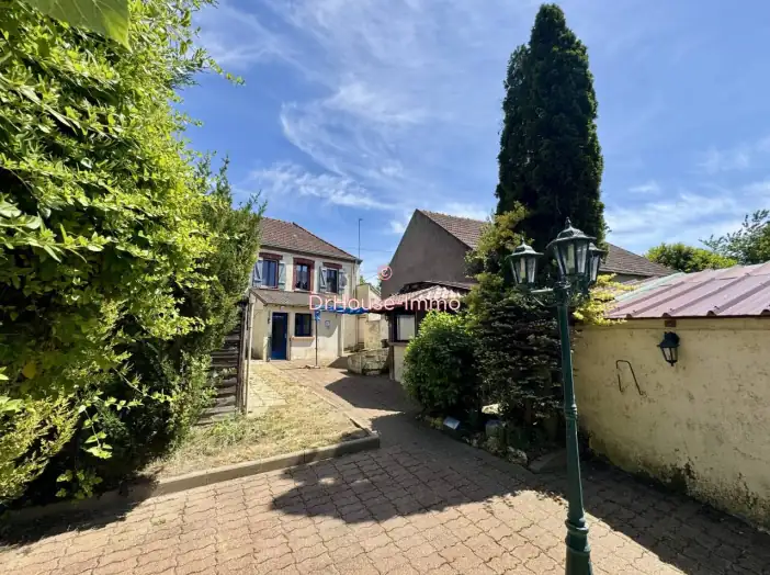 Maison 5 pièces de 118 m² - Auxy (45340)